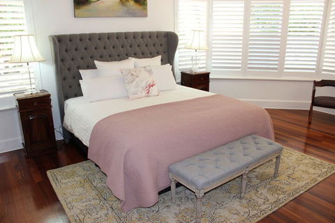 Fairlawn Estate - Accommodation Burleigh 2