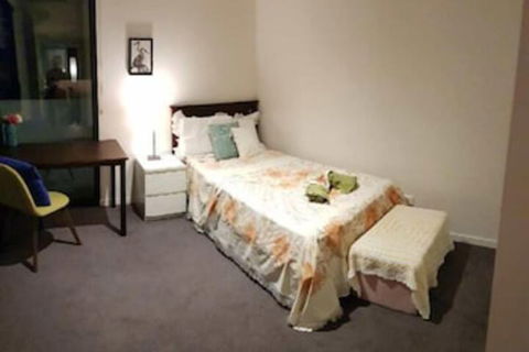 Notting Hill Apartment - Accommodation Burleigh 6