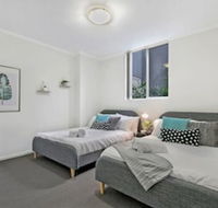 Southwest Liverpool Area 3 Beds  Parking Nwf003 - Accommodation Burleigh