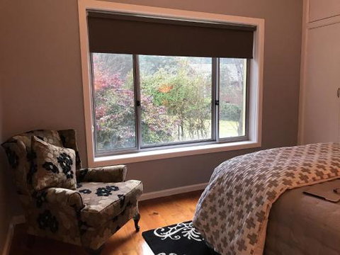 A Bach At Bright Bright VIC - Accommodation Burleigh 5