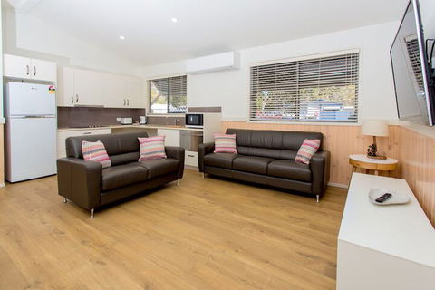 Woolgoolga Lakeside Holiday Park - Accommodation Burleigh 5