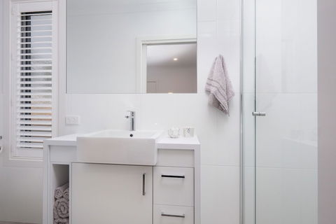 Albury Yalandra Apartment 4 - Accommodation Burleigh 5