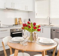 Understated Elegance Affordable Luxury - Accommodation Burleigh