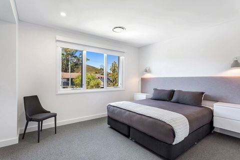 La Luna Shoal Bay - Accommodation Burleigh 7