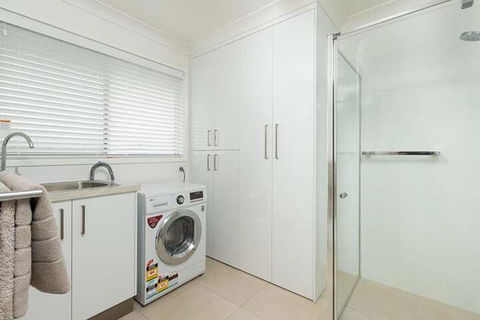 Living In Luxury Central & Sophisticated - Accommodation Burleigh 5