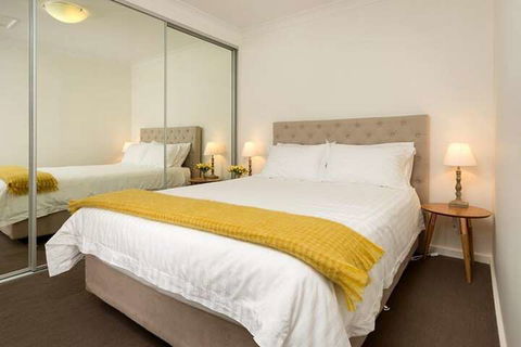 Living In Luxury Central & Sophisticated - Accommodation Burleigh 0