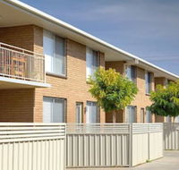 The Executive - Central  Sophisticated - Accommodation Burleigh