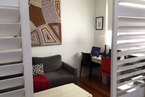Essendon Sub Penthouse On Napier - Accommodation Burleigh 0
