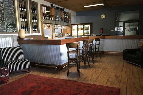 Molesworth Food & Wine Company - Accommodation Burleigh 4