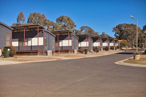Eaglehawk Holiday Park Canberra - Accommodation Burleigh 1