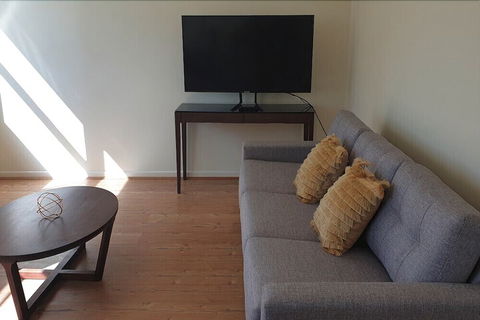 The Bay Apartment - Accommodation Burleigh 2