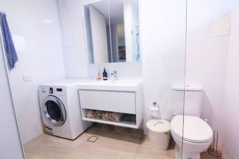 Cozy Apartment In Waverton - Accommodation Burleigh 4