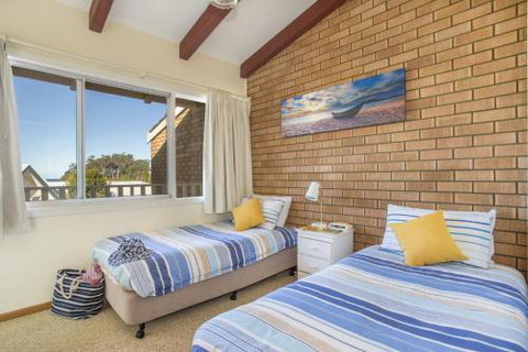 Mollymook Beach Units #7 - Accommodation Burleigh 1