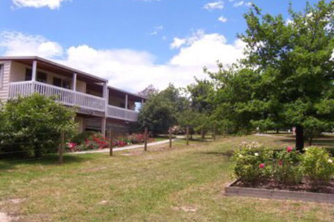Yarraglen BnB - Accommodation Burleigh 1