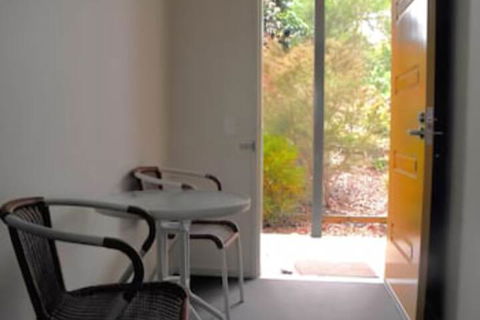 Victory Hotel Motel - Accommodation Burleigh 7