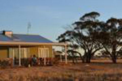 Marys Farm Cottages - Accommodation Burleigh 0