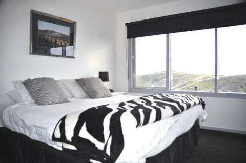 Sub Zero - Accommodation Burleigh 6