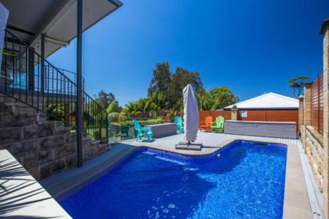 Studio Cabana On Golf In Mollymook - Accommodation Burleigh 6