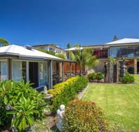 Studio Cabana on Golf in Mollymook - Accommodation Burleigh