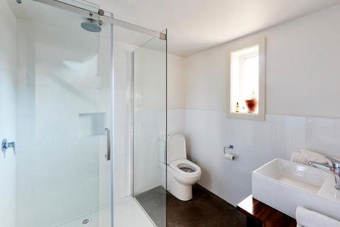 Tarndwarncoort Farmers Cottage - Accommodation Burleigh 4
