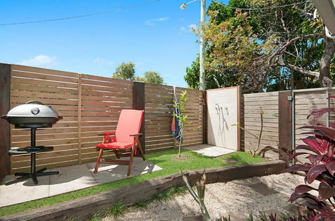 A SWEET ESCAPE Alkira - Accommodation Burleigh 5