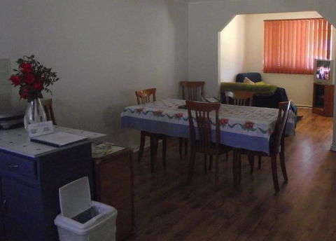 Aly's Cottage - Accommodation Burleigh 2
