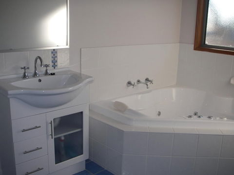 The Real McCoy Holiday Accommodation - Accommodation Burleigh 6