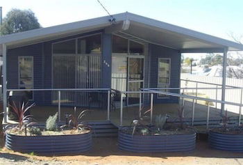The Real McCoy Holiday Accommodation - Accommodation Burleigh 2