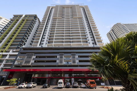 Oaks Darwin Elan Hotel - Accommodation Burleigh 3
