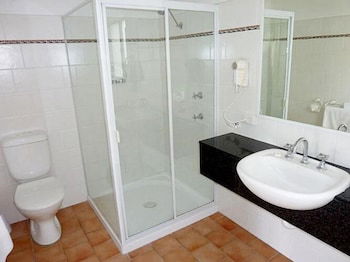 Best Western Coachman's Inn Motel - Accommodation Burleigh 5