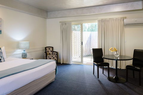 Fairways Resort - Accommodation Burleigh 3