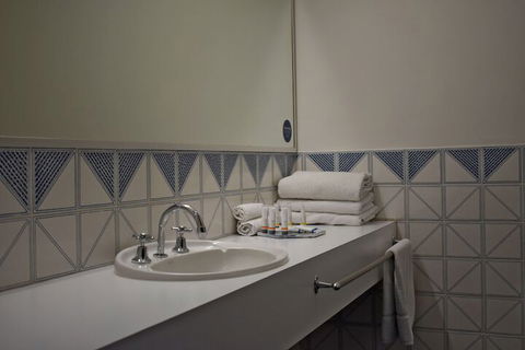 Admiral Motel Bunbury - Accommodation Burleigh 3