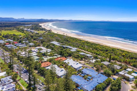 Mariner Bay Apartments - Accommodation Burleigh 4