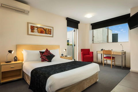 Quest Castle Hill - Accommodation Burleigh 6