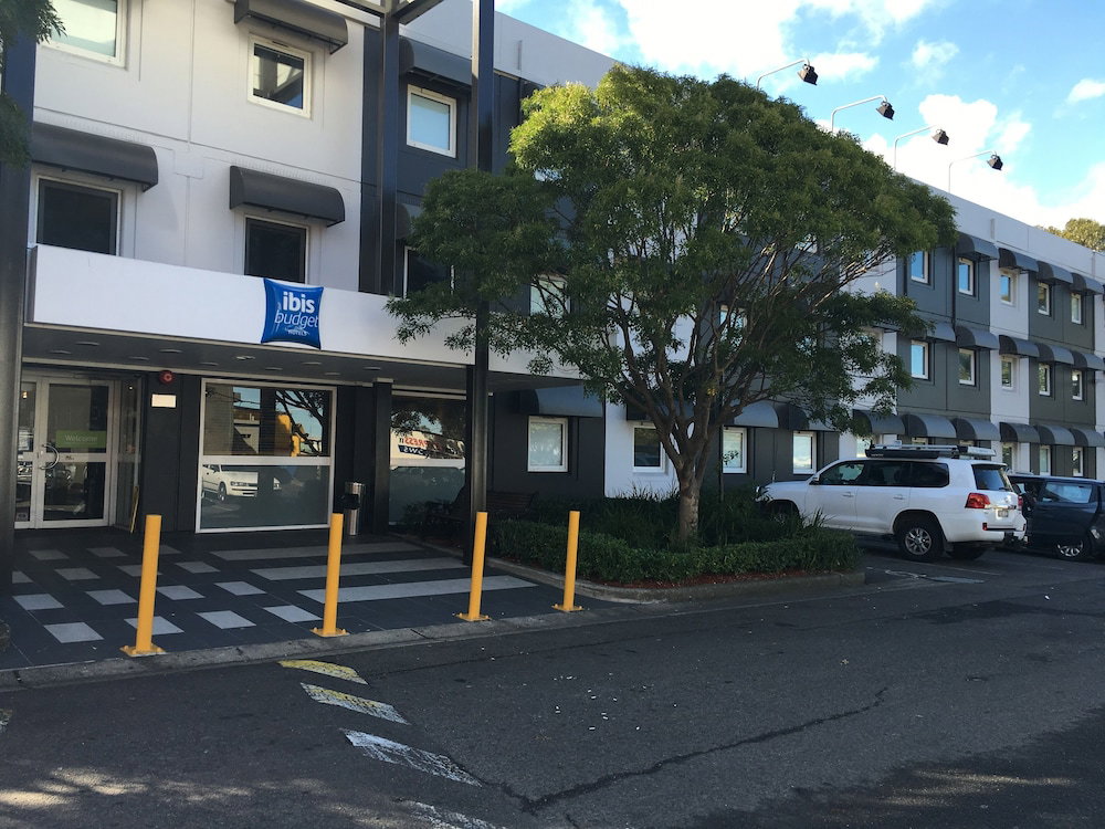 Sydenham NSW Accommodation Burleigh