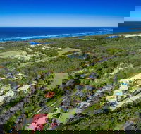 Byron Lakeside Holiday Apartments - Accommodation Burleigh