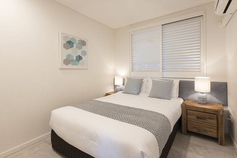Bay Royal Apartments - Accommodation Burleigh 5