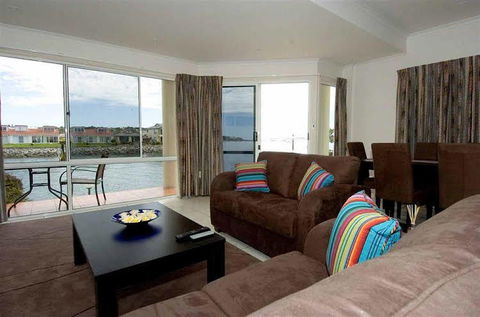 Anchorage Holiday Apartments - Accommodation Burleigh 0