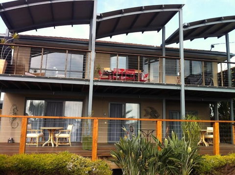 Corinella On The Esplanade Bed & Breakfast - Accommodation Burleigh 1