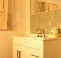 The Keepers Cottages - Accommodation Burleigh