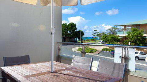 Pipis On The Beach - Accommodation Burleigh 6