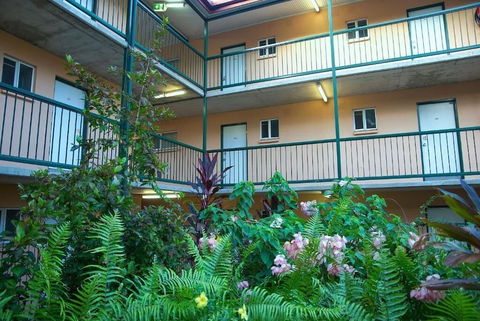 Alatai Holiday Apartments - Accommodation Burleigh 2