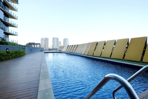 ACD Apartments - Accommodation Burleigh 2