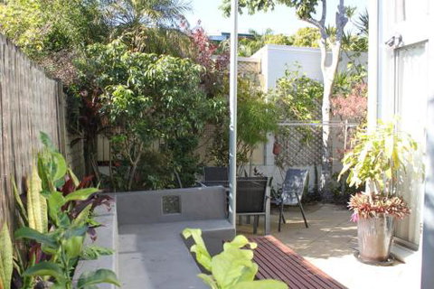A Beautiful Flat - Accommodation Burleigh 1