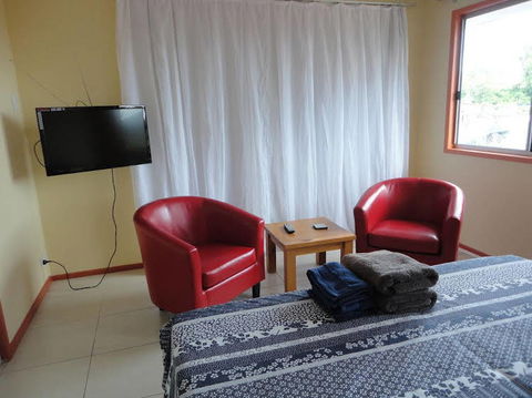 The Pixy Bed & Breakfast - Accommodation Burleigh 6