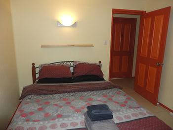 The Pixy Bed & Breakfast - Accommodation Burleigh 0