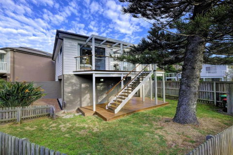 BEACH BAY BEE PET FRIENDLY - Accommodation Burleigh 6