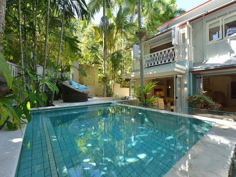 Garden Villa On Murphy - Accommodation Burleigh 6