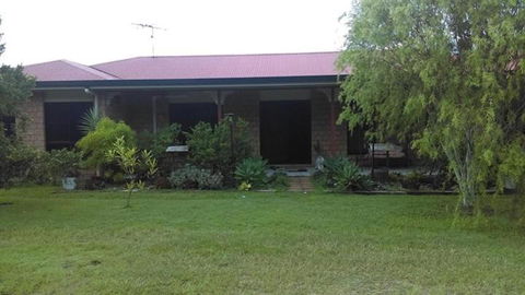 GOLDEN LACE B & B - Accommodation Burleigh 5