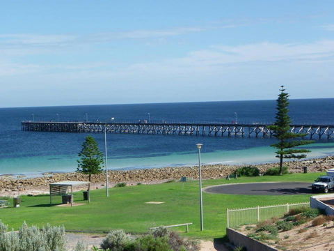 Relax On Par - Accommodation Burleigh 5
